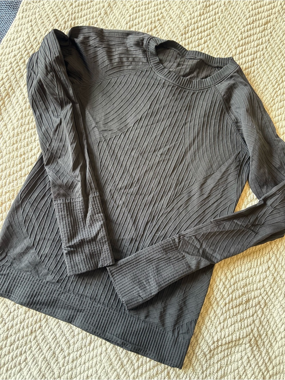 Women’s Ribbed Long-Sleeve Top - Black